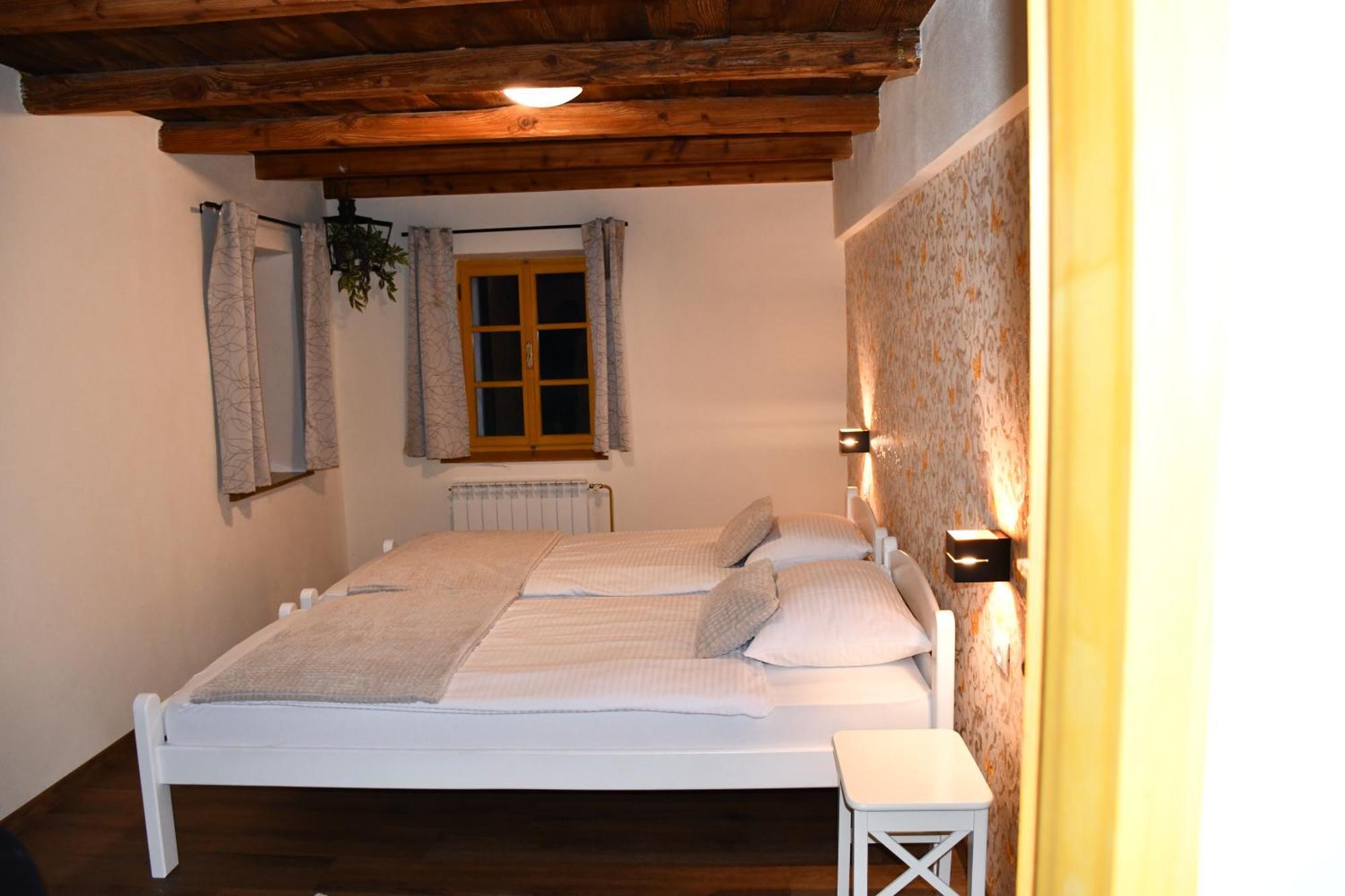 Abinkar * Tolmin